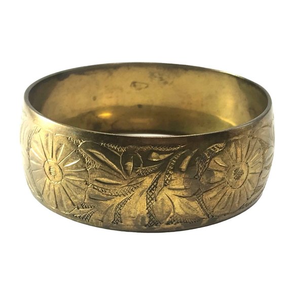 Vintage Wide Brass Bangle Bracelet with Etched Floral Daisy or Sunflower Design - Picture 5 of 5